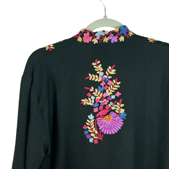 Vintage Woolen Floral Embroidered Jacket - Picture 12 of 13